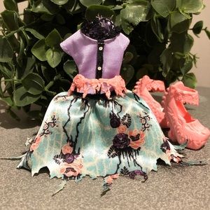 Honey Swamp Attire -Frights, Camera, Action- Monster High
